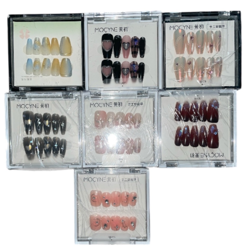Handmade High Quality Press-on Nails set of 7